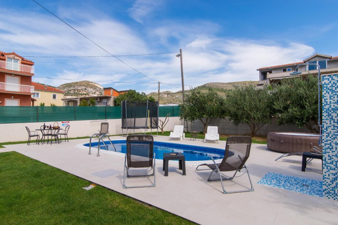 Villa Initium,Heated Pool All Season Trogir Eksteriør bilde