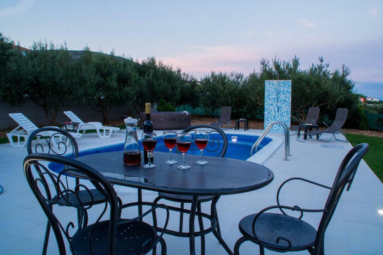 Villa Initium,Heated Pool All Season Trogir Eksteriør bilde